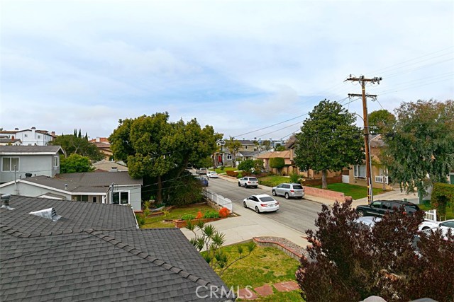 1934 Robinson Street, Redondo Beach, California 90278, 5 Bedrooms Bedrooms, ,4 BathroomsBathrooms,Residential,Sold,Robinson,OC19044344
