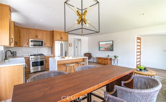 2517 Fisk Lane, Redondo Beach, California 90278, 4 Bedrooms Bedrooms, ,3 BathroomsBathrooms,Residential,Sold,Fisk,SB20145075