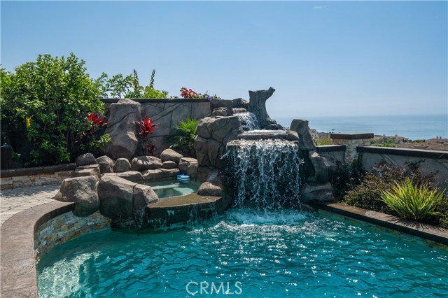 30405 Via Cambron, Rancho Palos Verdes, California 90275, 3 Bedrooms Bedrooms, ,2 BathroomsBathrooms,Residential,Sold,Via Cambron,RS20188980