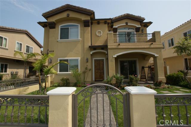 2209 Warfield Avenue, Redondo Beach, California 90278, 4 Bedrooms Bedrooms, ,3 BathroomsBathrooms,Residential,Sold,Warfield,S08114967