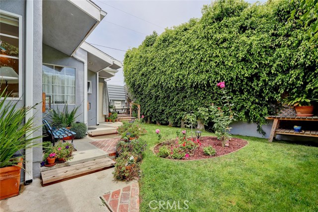 723 Avenue C, Redondo Beach, California 90277, 4 Bedrooms Bedrooms, ,2 BathroomsBathrooms,Residential,Sold,Avenue C,SB18173851