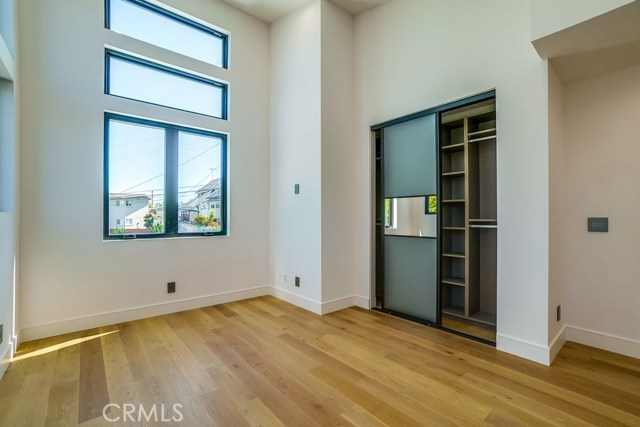 521 Helberta Avenue, Redondo Beach, California 90277, 4 Bedrooms Bedrooms, ,3 BathroomsBathrooms,Residential,Sold,Helberta,SB19088015