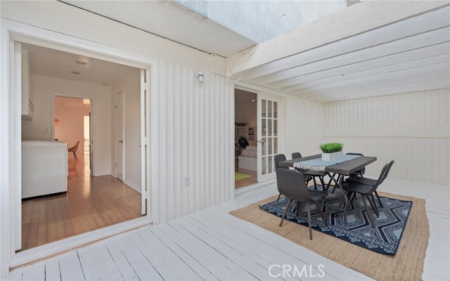 401 17th Street, Manhattan Beach, California 90266, 4 Bedrooms Bedrooms, ,4 BathroomsBathrooms,Residential,Sold,17th,SB20252357