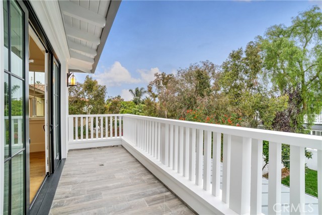 1747 Gates Avenue, Manhattan Beach, California 90266, 5 Bedrooms Bedrooms, ,5 BathroomsBathrooms,Residential,Sold,Gates,SB17072950