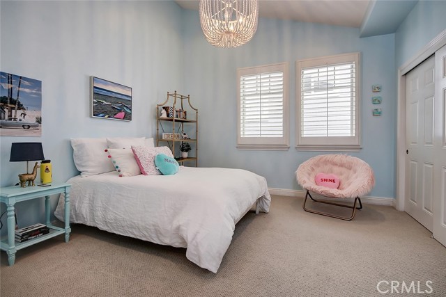 649 26th Street, Manhattan Beach, California 90266, 5 Bedrooms Bedrooms, ,4 BathroomsBathrooms,Residential,Sold,26th,SB21027371