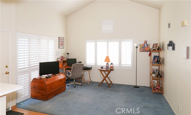 2 Bed Home for Sale in Newhall, California
