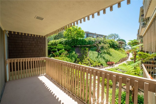 6542 Ocean Crest Drive, Rancho Palos Verdes, California 90275, 1 Bedroom Bedrooms, ,1 BathroomBathrooms,Residential,Sold,Ocean Crest,SB19191741