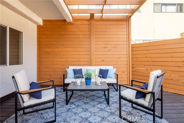 308 Francisca Avenue, Redondo Beach, California 90277, 4 Bedrooms Bedrooms, ,3 BathroomsBathrooms,Residential,Sold,Francisca,SB19268645