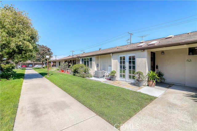 Photo of 1671 Interlachen #M11-285I, Seal Beach, CA 90740