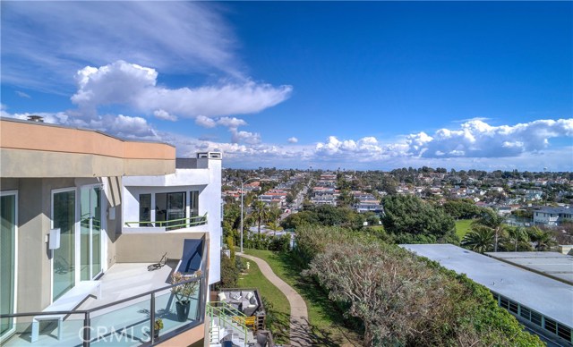 461 26th Street, Manhattan Beach, California 90266, ,Residential,Sold,26th,SB19039219