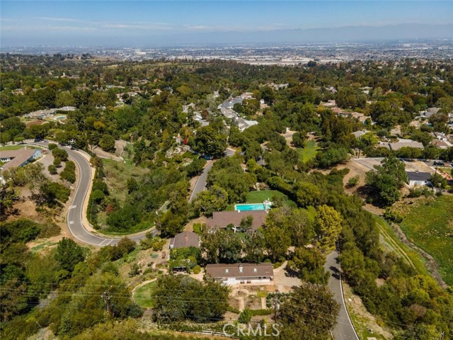 1 Lower Blackwater Canyon, Rolling Hills, California 90274, 4 Bedrooms Bedrooms, ,3 BathroomsBathrooms,Residential,Sold,Lower Blackwater Canyon,PV21075686