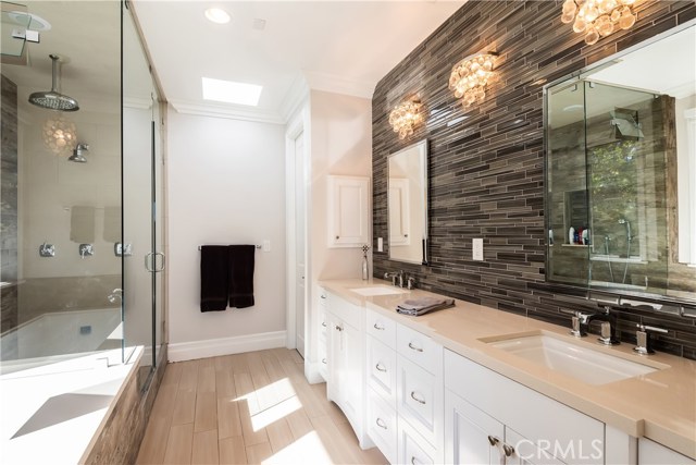 1905 Elm Avenue, Manhattan Beach, California 90266, 5 Bedrooms Bedrooms, ,5 BathroomsBathrooms,Residential,Sold,Elm,SB19169509