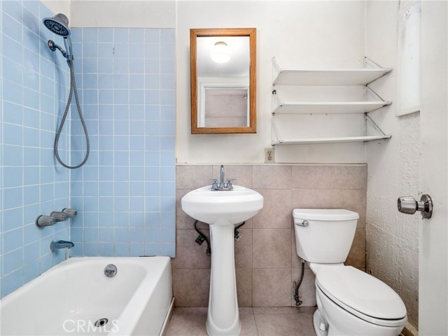 117 Helberta Avenue, Redondo Beach, California 90277, 4 Bedrooms Bedrooms, ,4 BathroomsBathrooms,Residential,Sold,Helberta,SB20097493