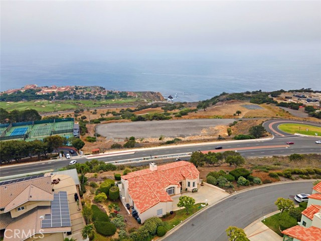 30900 Via La Cresta, Rancho Palos Verdes, California 90275, 4 Bedrooms Bedrooms, ,4 BathroomsBathrooms,Residential,Sold,Via La Cresta,PV21131475