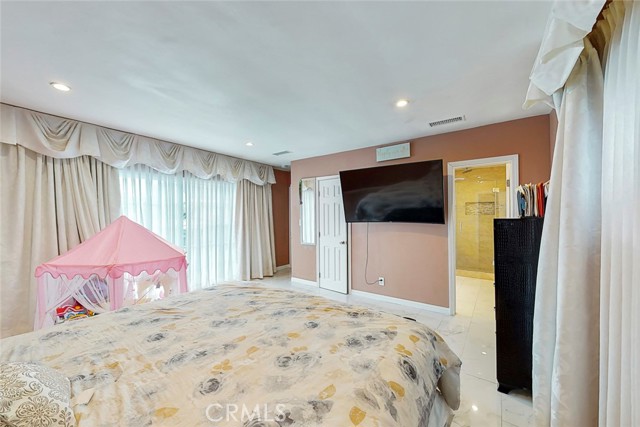 3 Bed Home for Sale in Compton, California