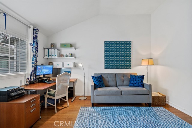 319 Emerald Street, Redondo Beach, California 90277, 2 Bedrooms Bedrooms, ,2 BathroomsBathrooms,Residential,Sold,Emerald,SB21122333