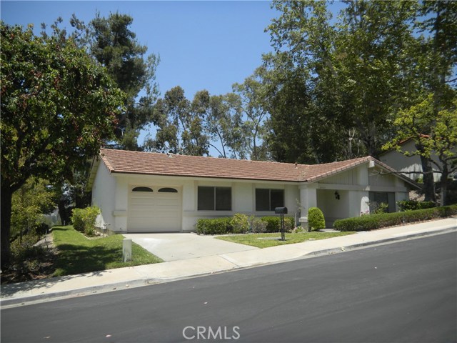 Spectacular Quiet Interior Cul-de Sac Location with a Great Panoramic View. For further privacy... Primary Photo for Listing #OC17125113