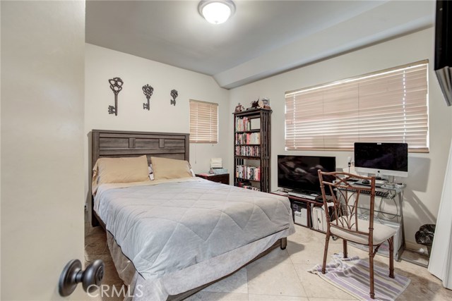 1011 Garnet Street, Redondo Beach, California 90277, 4 Bedrooms Bedrooms, ,4 BathroomsBathrooms,Residential,Sold,Garnet,SB20070806