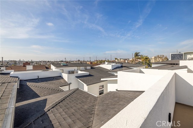 2114 Carnegie Lane, Redondo Beach, California 90278, 5 Bedrooms Bedrooms, ,5 BathroomsBathrooms,Residential,Sold,Carnegie,SB21029728