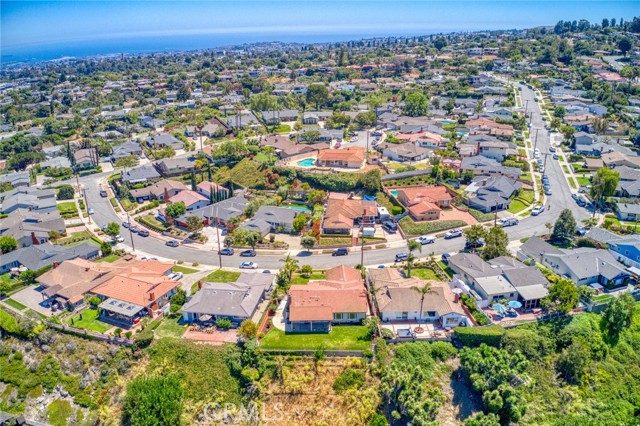 2147 Ronsard Road, Rancho Palos Verdes, California 90275, 4 Bedrooms Bedrooms, ,1 BathroomBathrooms,Residential,Sold,Ronsard,SB21140064