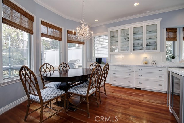 649 26th Street, Manhattan Beach, California 90266, 5 Bedrooms Bedrooms, ,4 BathroomsBathrooms,Residential,Sold,26th,SB21027371