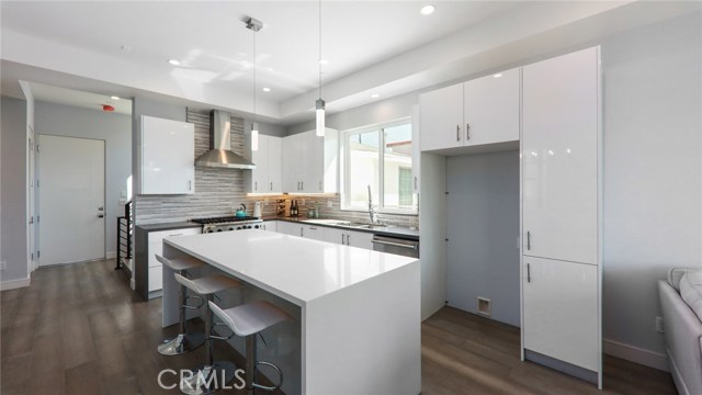 1702 Carlson Lane, Redondo Beach, California 90278, 3 Bedrooms Bedrooms, ,3 BathroomsBathrooms,Residential,Sold,Carlson,PV20186639