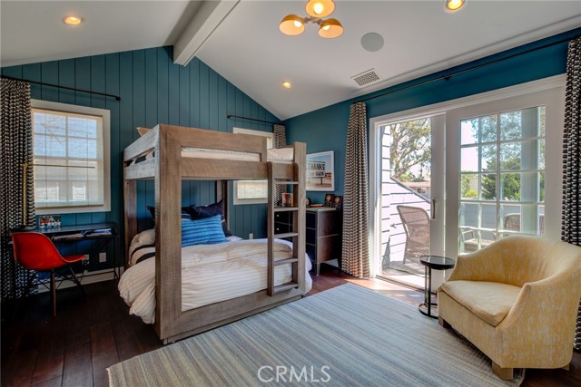 2301 Laurel Avenue, Manhattan Beach, California 90266, 5 Bedrooms Bedrooms, ,4 BathroomsBathrooms,Residential,Sold,Laurel,SB20111754