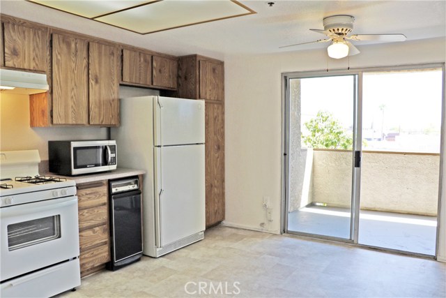 12141 Centralia Street 219, Lakewood, CA 90715, photo 7
