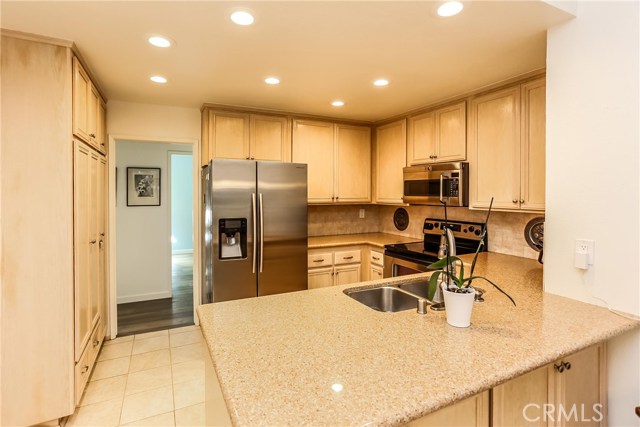 112 Hilltop Circle, Rancho Palos Verdes, California 90275, 2 Bedrooms Bedrooms, ,2 BathroomsBathrooms,Residential,Sold,Hilltop,SB18155915