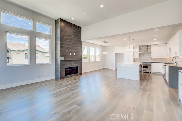 1807 Green Lane, Redondo Beach, California 90278, 5 Bedrooms Bedrooms, ,5 BathroomsBathrooms,Residential,Sold,Green,PV19214279