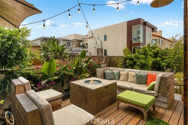 815 Cypress Avenue, Hermosa Beach, California 90254, 5 Bedrooms Bedrooms, ,4 BathroomsBathrooms,Residential,Sold,Cypress,PV20120557