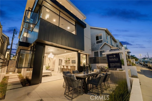 Photo of 255 28th Street, Hermosa Beach, CA 90254