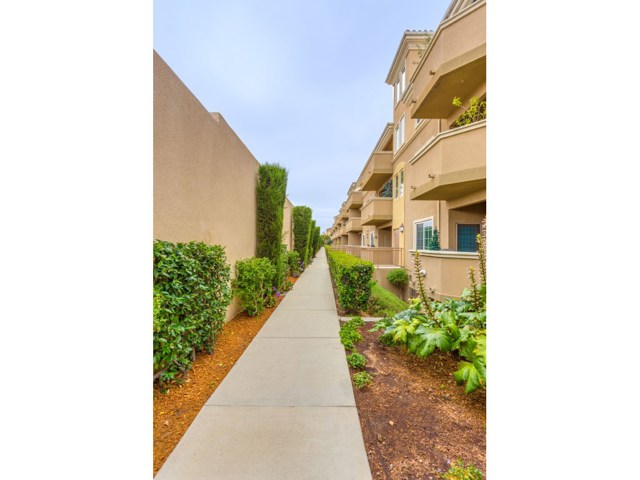 2750 Artesia Boulevard, Redondo Beach, California 90278, 1 Bedroom Bedrooms, ,1 BathroomBathrooms,Residential,Sold,Artesia,SB20060310