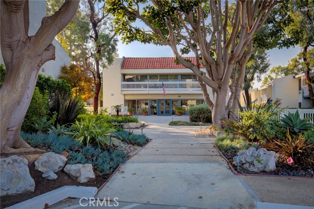 601 Prospect Avenue, Redondo Beach, California 90277, 2 Bedrooms Bedrooms, ,1 BathroomBathrooms,Residential,Sold,Prospect,SB18289971