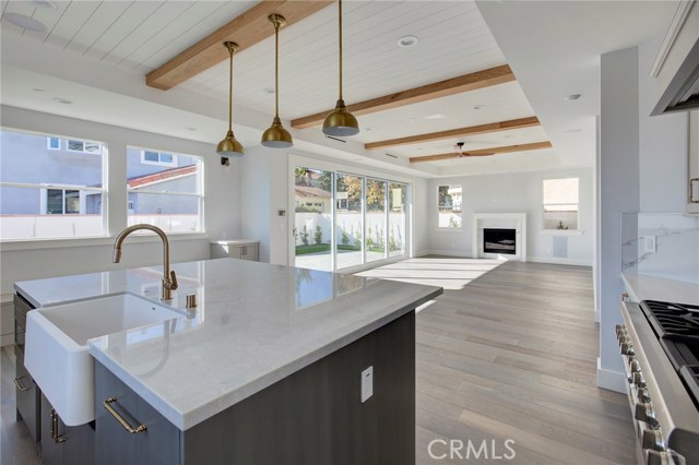 2122 Perry Avenue, Redondo Beach, California 90278, 5 Bedrooms Bedrooms, ,4 BathroomsBathrooms,Residential,Sold,Perry,PV19015691