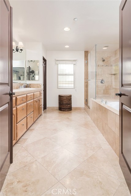 204 Irena Avenue, Redondo Beach, California 90277, 3 Bedrooms Bedrooms, ,2 BathroomsBathrooms,Residential,Sold,Irena,SB19198333