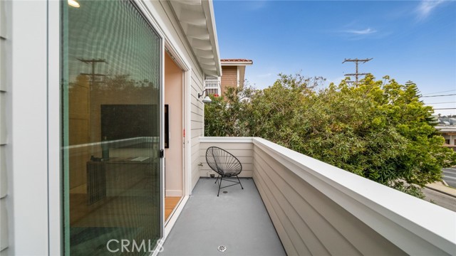 2010 Aviation Way, Redondo Beach, California 90278, 5 Bedrooms Bedrooms, ,5 BathroomsBathrooms,Residential,Sold,Aviation,PV21055057