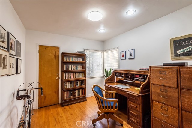 420 3rd Street, Manhattan Beach, California 90266, 2 Bedrooms Bedrooms, ,2 BathroomsBathrooms,Residential,Sold,3rd,SB19171660