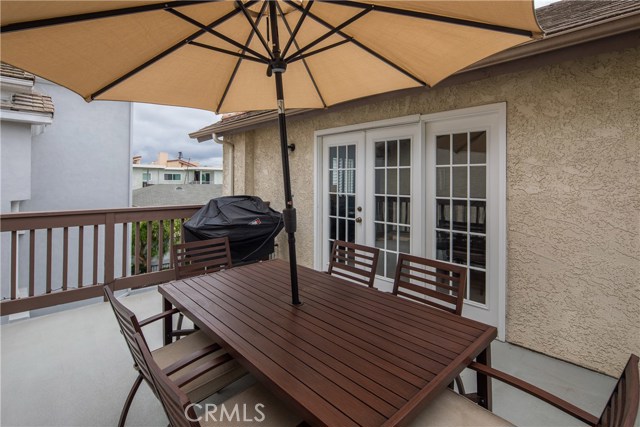 2513 Voorhees Avenue, Redondo Beach, California 90278, 2 Bedrooms Bedrooms, ,2 BathroomsBathrooms,Residential,Sold,Voorhees,SB19094887