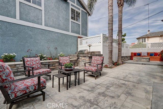 2231 Gates Avenue, Redondo Beach, California 90278, 4 Bedrooms Bedrooms, ,2 BathroomsBathrooms,Residential,Sold,Gates,SB20123083