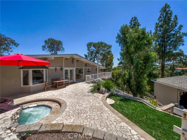 18 Ranchview Road, Rolling Hills Estates, California 90274, 3 Bedrooms Bedrooms, ,2 BathroomsBathrooms,Residential,Sold,Ranchview,PV21166357