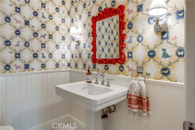 77 Dapplegray Lane, Rolling Hills Estates, California 90274, 5 Bedrooms Bedrooms, ,5 BathroomsBathrooms,Residential,Sold,Dapplegray,PV20159776