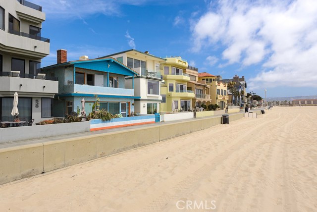 528 The Strand, Hermosa Beach, California 90254, ,Residential Income,Sold,The Strand,SB17157905