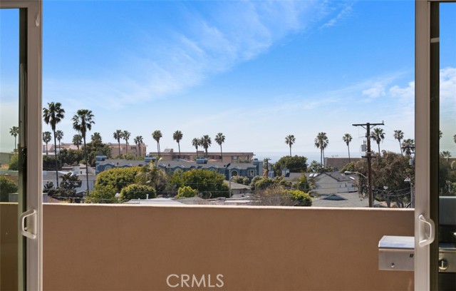 607 Gertruda Avenue, Redondo Beach, California 90277, 5 Bedrooms Bedrooms, ,4 BathroomsBathrooms,Residential,Sold,Gertruda,SB21053791