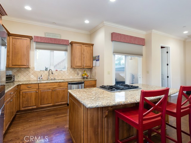 1758 Ford Avenue, Redondo Beach, California 90278, 3 Bedrooms Bedrooms, ,2 BathroomsBathrooms,Residential,Sold,Ford,SB20206096