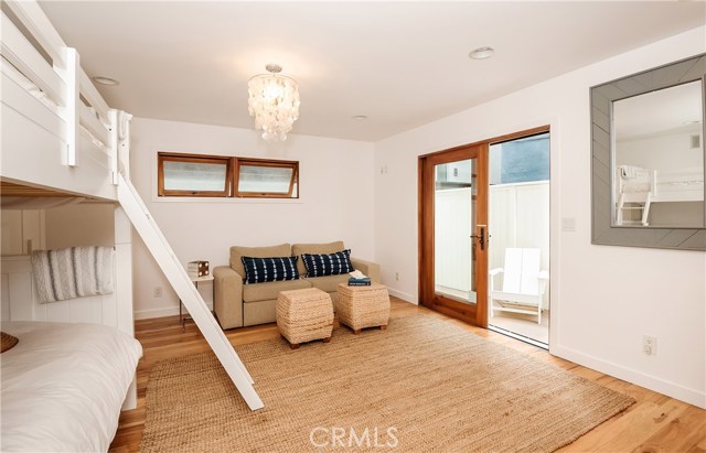 225 1st Street, Manhattan Beach, California 90266, 3 Bedrooms Bedrooms, ,Residential,Sold,1st,SB20187308