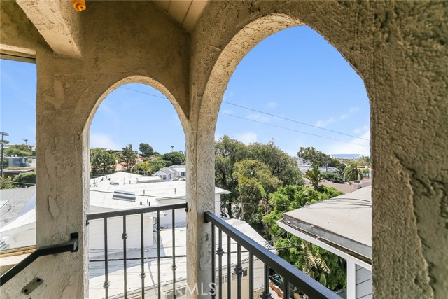 640 Manhattan Beach Boulevard, Manhattan Beach, California 90266, 2 Bedrooms Bedrooms, ,2 BathroomsBathrooms,Residential,Sold,Manhattan Beach,RS20159337