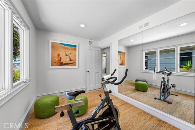 2304 Grandview Avenue, Manhattan Beach, California 90266, 5 Bedrooms Bedrooms, ,3 BathroomsBathrooms,Residential,Sold,Grandview,SB21160236