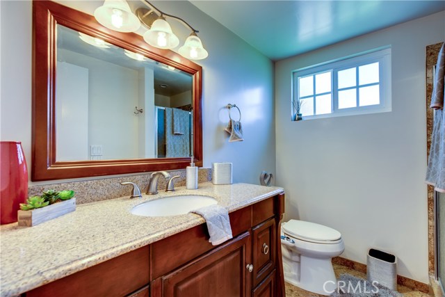 600 Faye Lane, Redondo Beach, California 90277, 5 Bedrooms Bedrooms, ,1 BathroomBathrooms,Residential,Sold,Faye,SB19183101