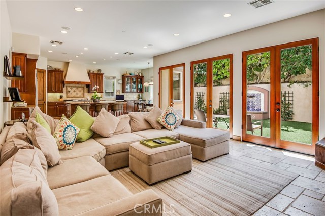 1121 Goodman Avenue, Redondo Beach, California 90278, 5 Bedrooms Bedrooms, ,4 BathroomsBathrooms,Residential,Sold,Goodman,PV19118015